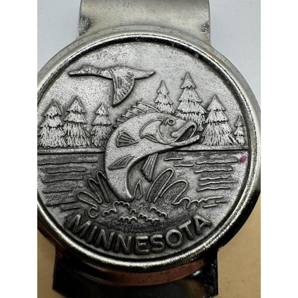 Vintage‎ Minnesota Souvenir Money Clip Silver Tone Fish Loon Wildlife Relief